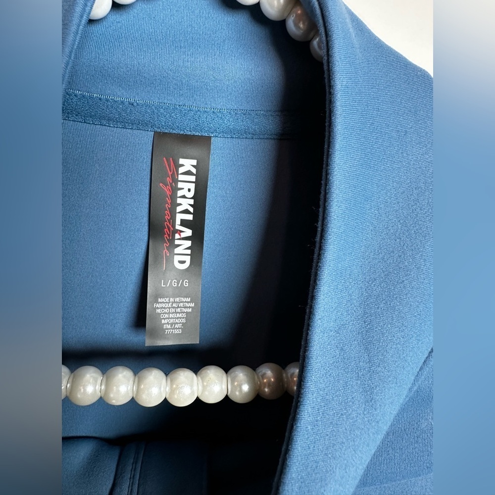 Kirkland Signature Men's Zip Up Sweater in Blue - Picture 4 of 9
